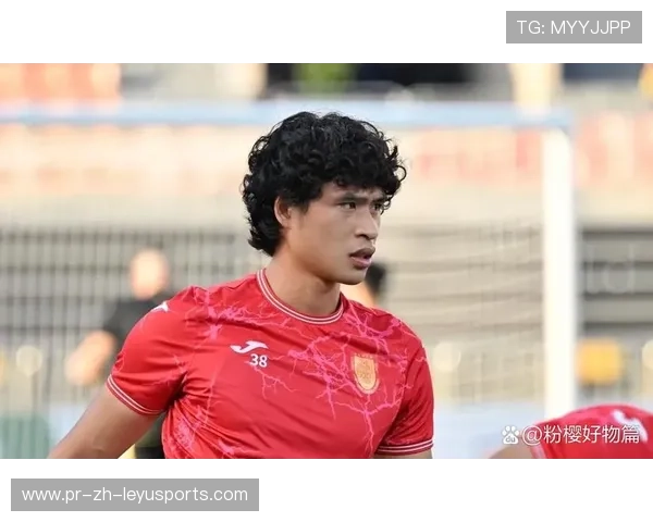 年轻后卫身体素质拔尖,成防线新宠儿 年轻后卫身体素质拔尖,成防线新宠儿